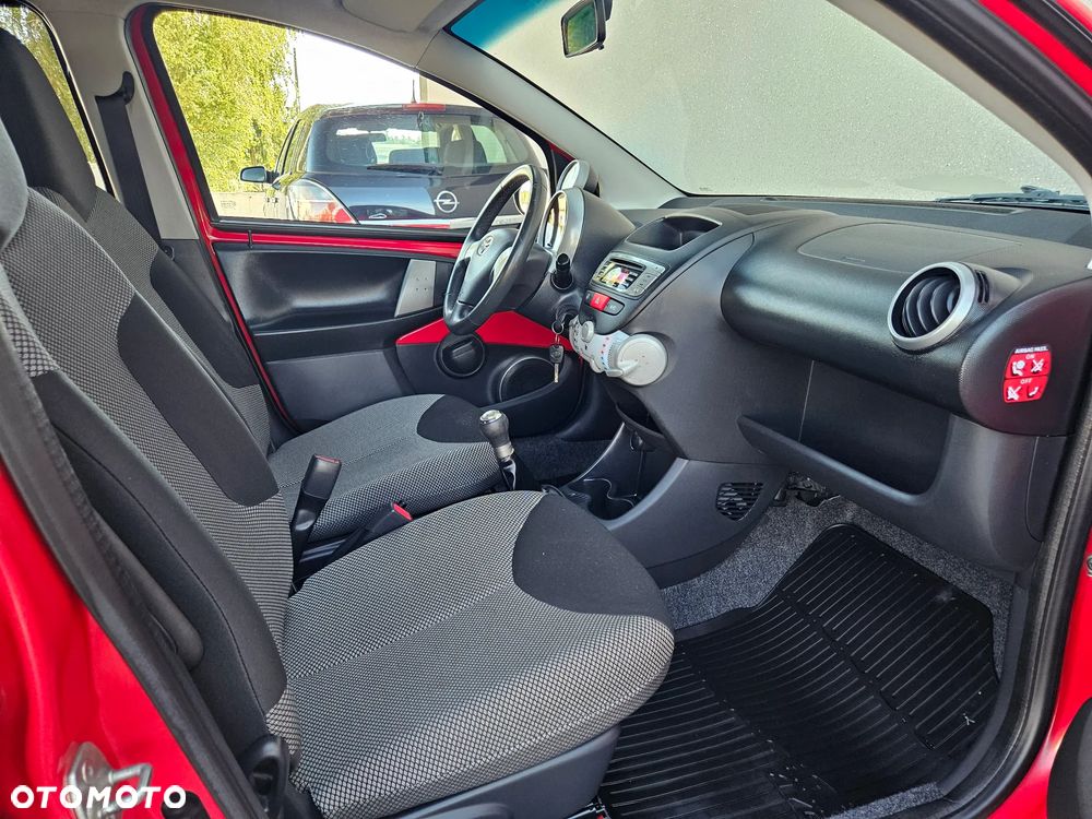 Toyota Aygo 1.0 VVT-i Luna EU5 - 6