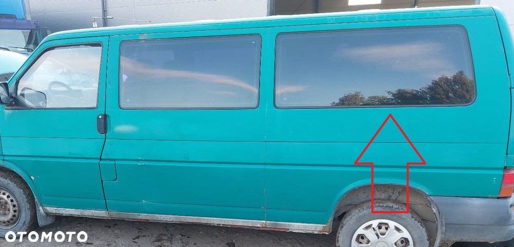 SZYBA KAROSERYJNA LEWY TYŁ VOLKSWAGEN TRANSPORTER T4 VW T4 - 3