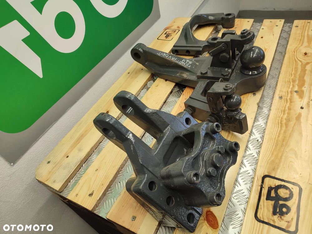 Zaczep dolny Fendt 824 Vario - 3