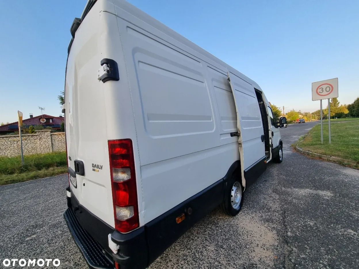 Iveco DAILY - 16