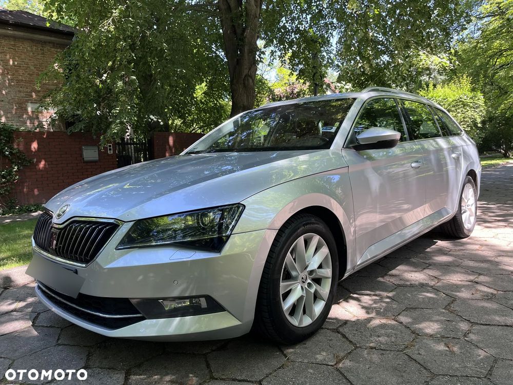 Skoda Superb 2.0 TDI Style - 1