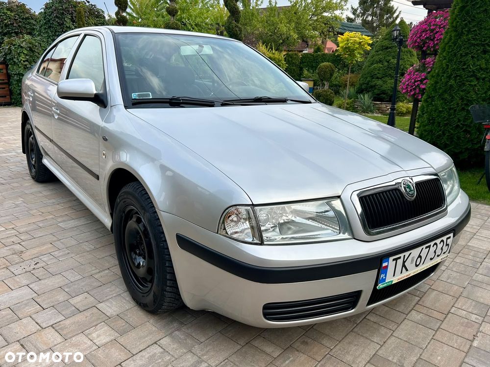 Skoda Octavia 1.4 Ambiente - 2