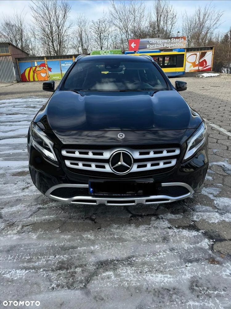 Mercedes-Benz GLA 220 4-Matic - 1
