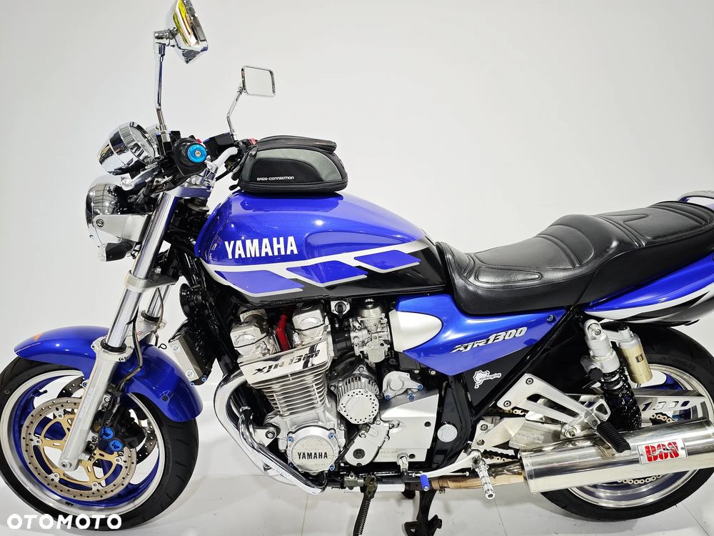 Yamaha XJR - 16