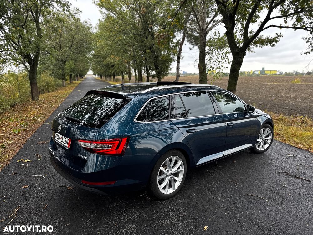 Skoda Superb Combi 2.0 TDI DSG Premium Edition - 4