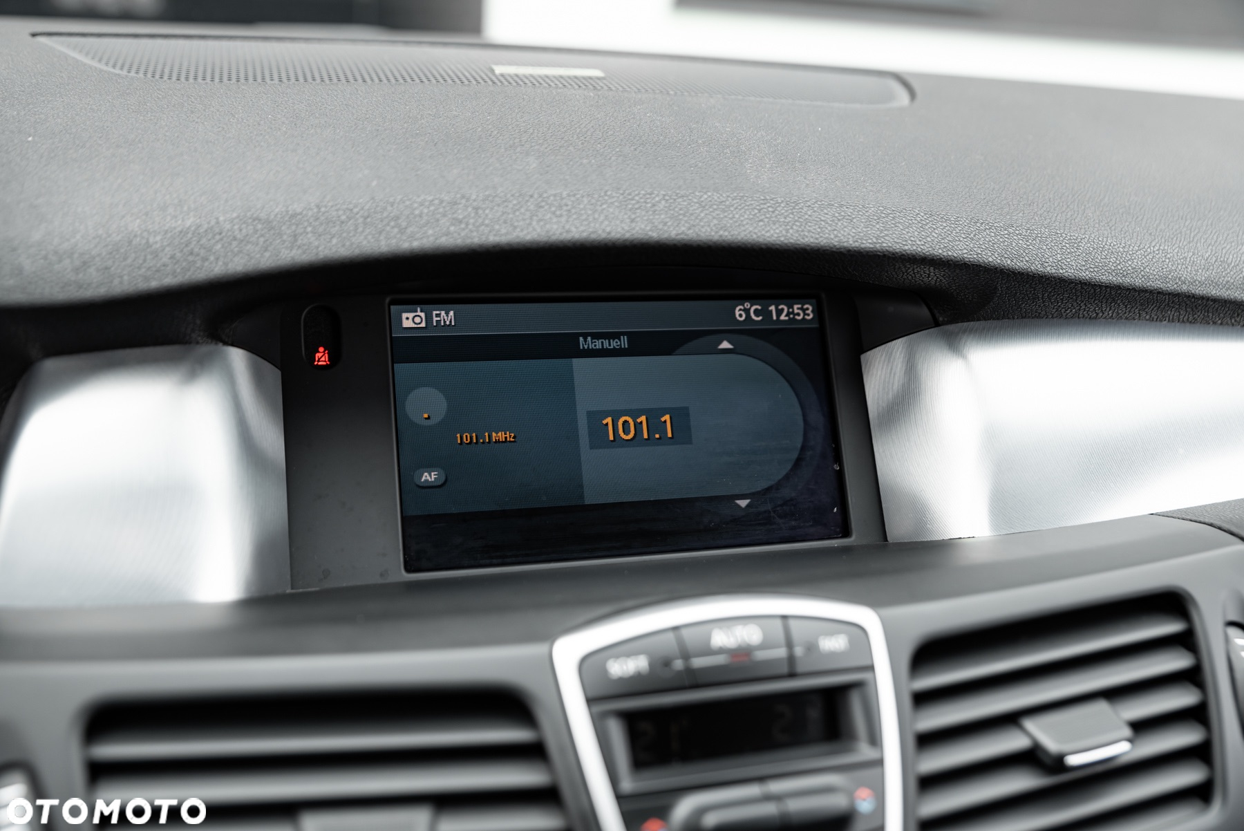 Renault Laguna Coupe V6 dCi 235 FAP GT - 28