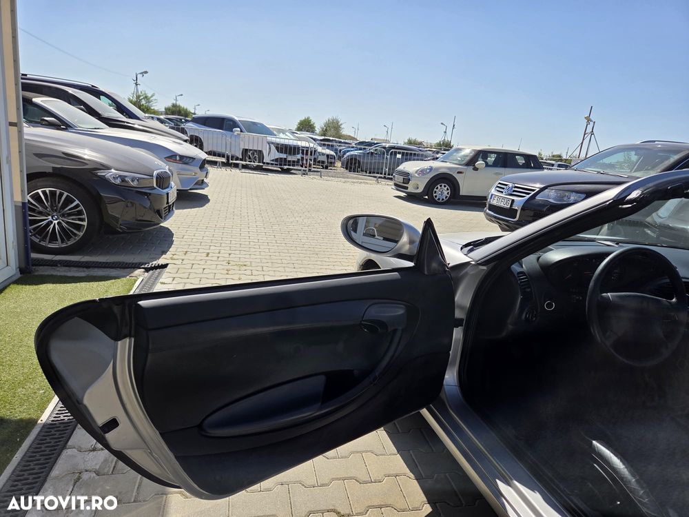 Porsche Boxster - 11