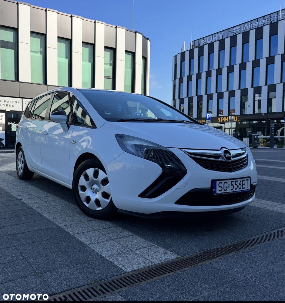 Opel Zafira - 1
