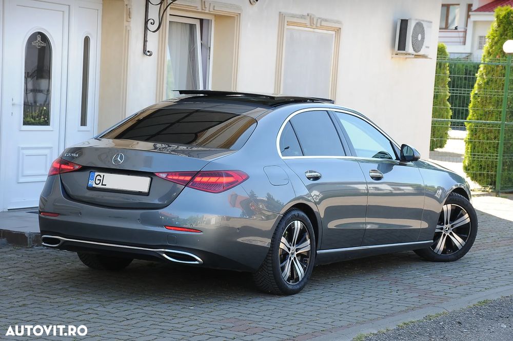 Mercedes-Benz C - 4