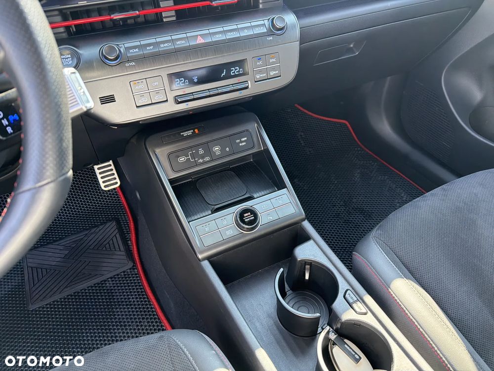 Hyundai Kona 1.6 T-GDI N Line DCT - 16