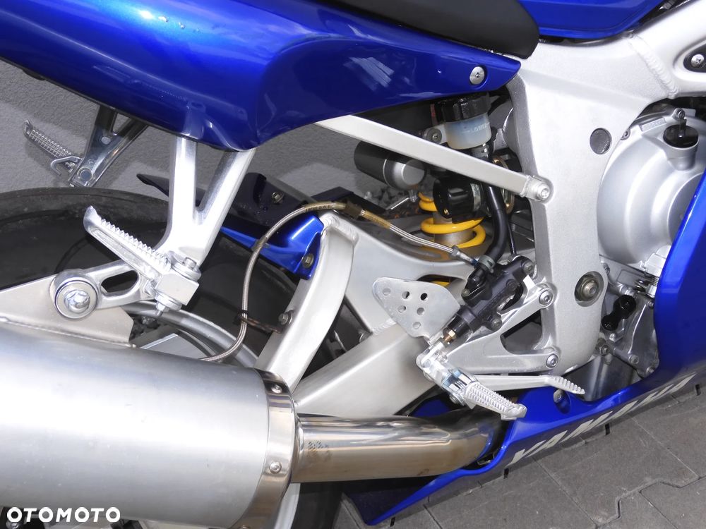 Yamaha R6 - 14