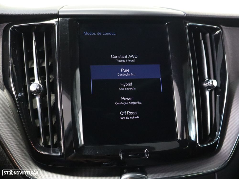 Volvo XC 60 2.0 T8 PHEV R-Design AWD - 21
