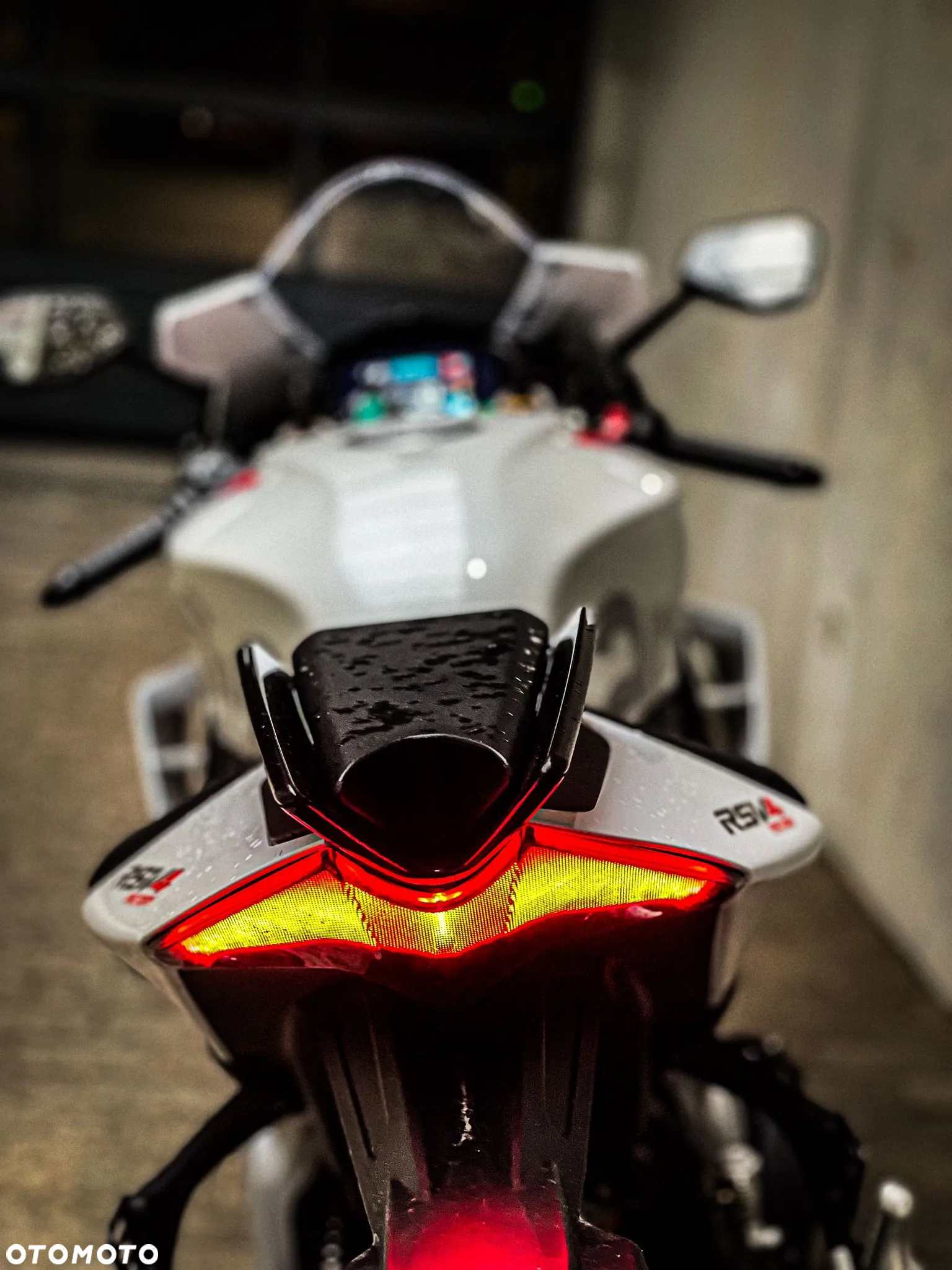 Aprilia RSV - 10