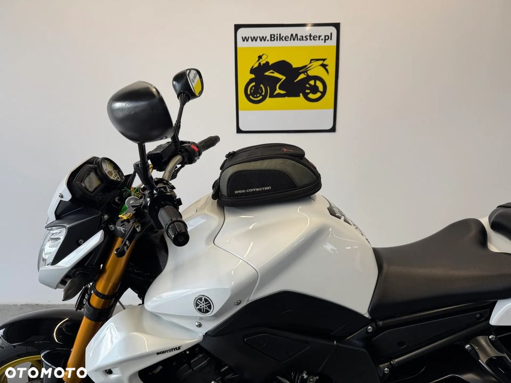 Yamaha FZ8 - 20