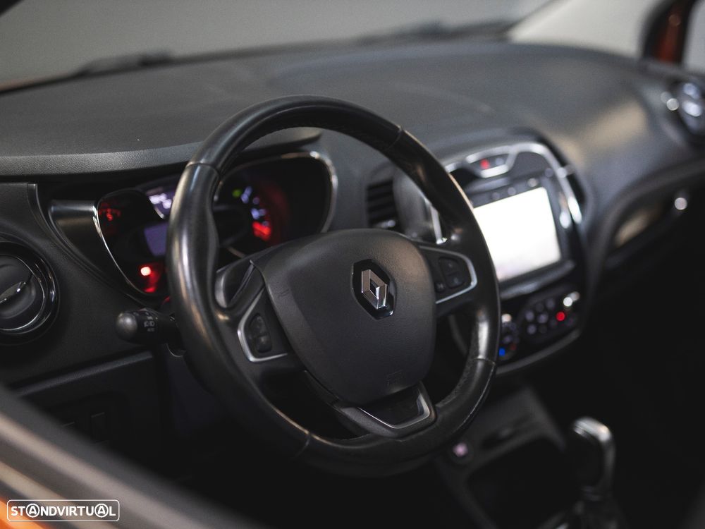 Renault Captur 1.5 dCi Exclusive EDC - 14