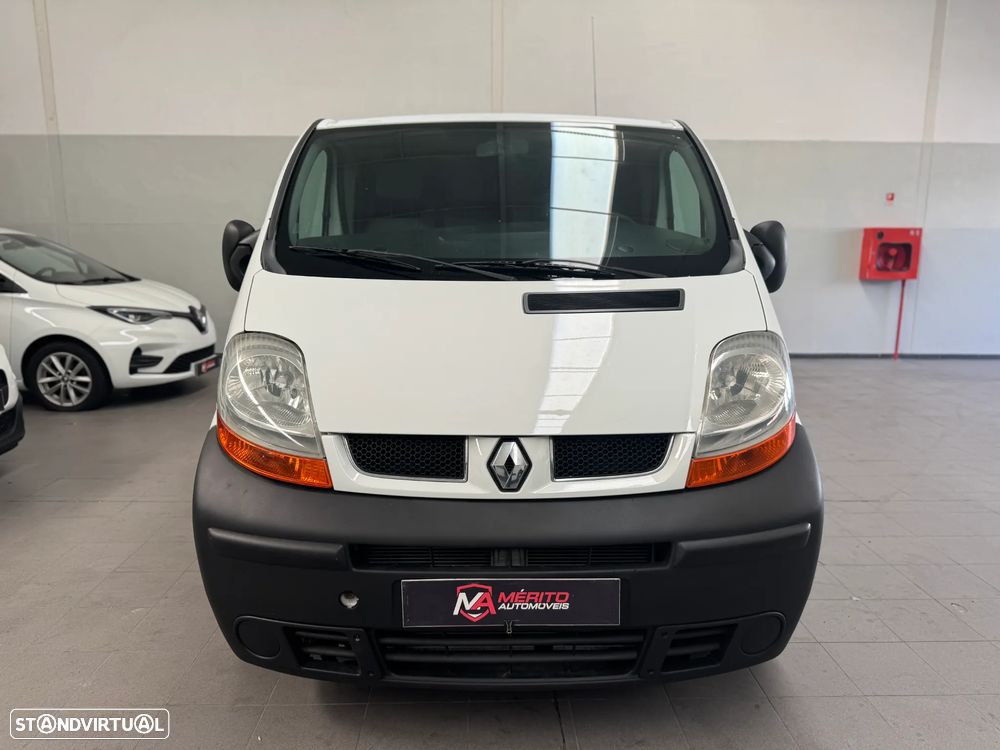 Renault Trafic 2.5 Dci - 5