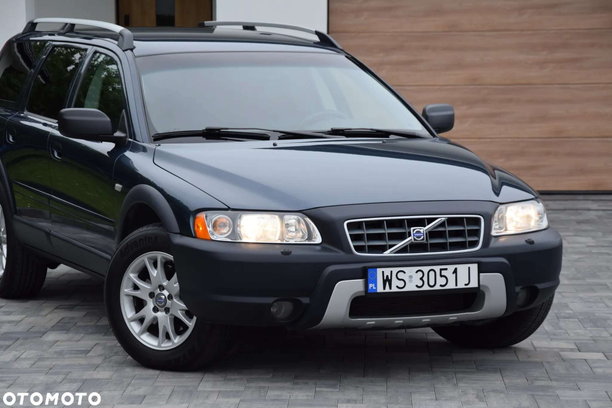 Volvo XC 70 D5 AWD Momentum - 13