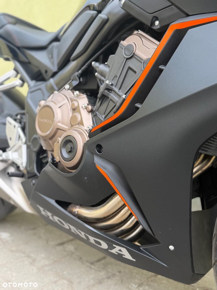 Honda CBR - 6