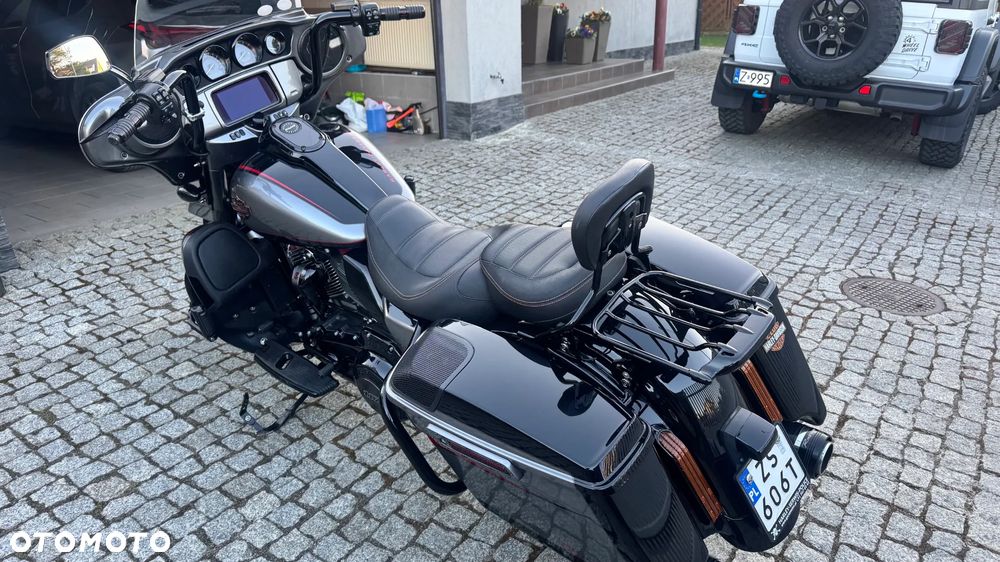 Harley-Davidson Touring Street Glide - 7