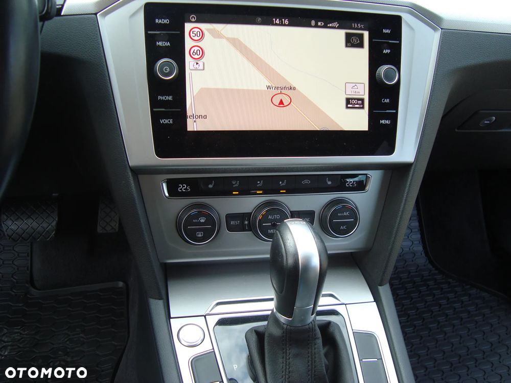 Volkswagen Passat 2.0 TDI (BlueMotion Technology) DSG Comfortline - 26