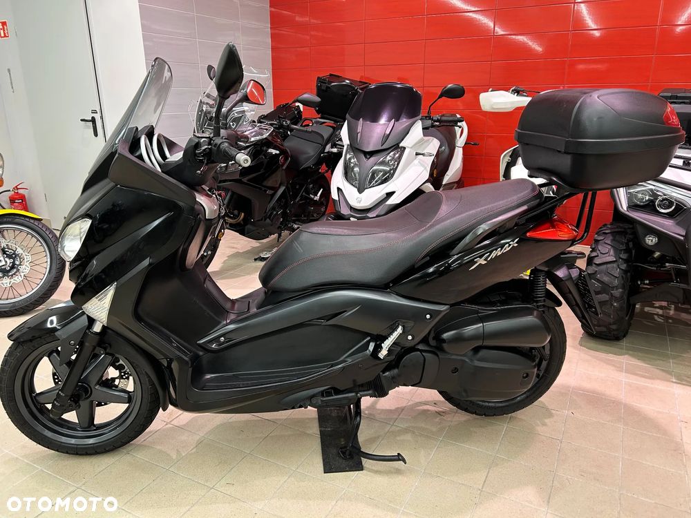 Yamaha X-max - 9