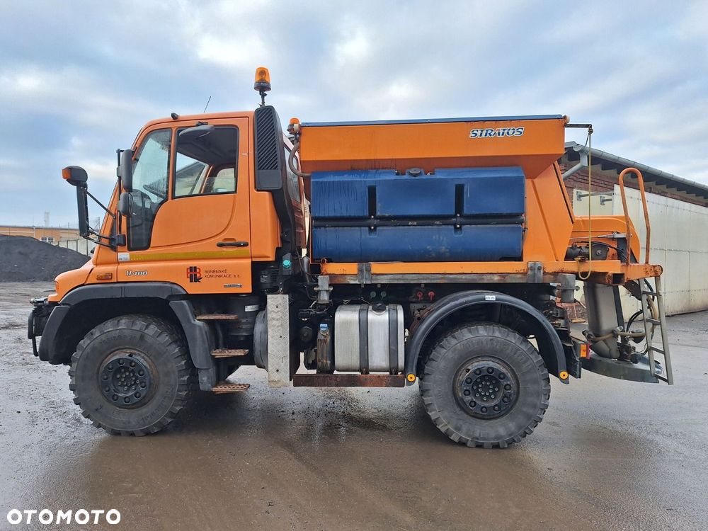 Versalift Unimog U400 4X4+ Stratos B30 24 Valn + Shmidt Kl V32 - 8