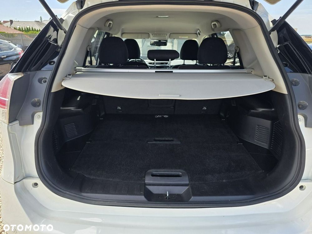 Nissan X-Trail 1.6 DCi Xtronic Tekna - 32