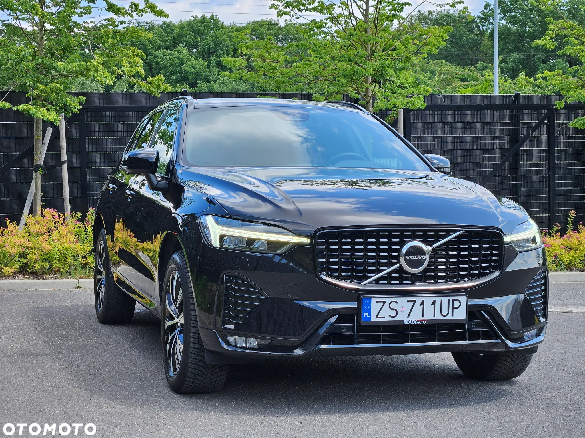 Volvo XC 60 B4 D AWD Plus Dark - 11