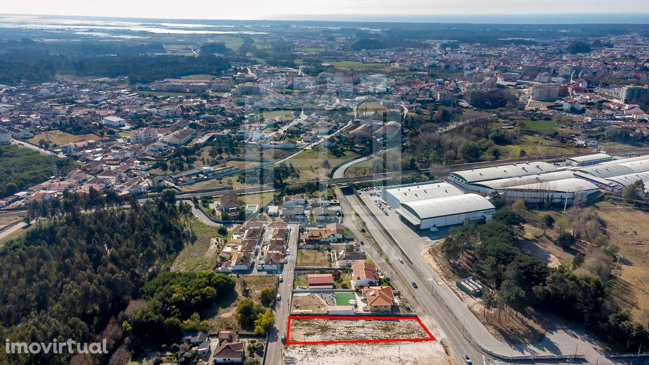 Terreno urbano com 1.313 m2 em São João de Ovar - Grande imagem: 3/10