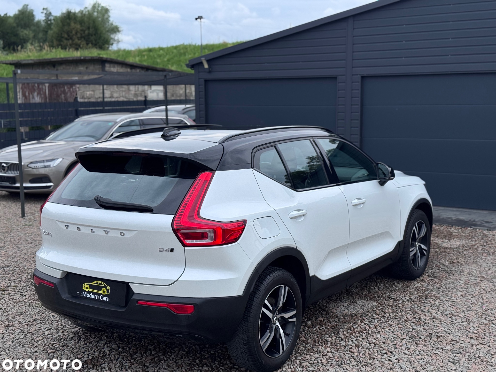 Volvo XC 40 B4 B AWD Geartronic RDesign - 14