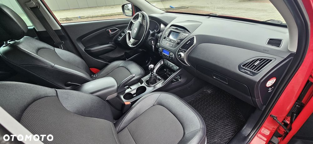 Hyundai ix35 2.0 CRDi 4WD Premium - 18