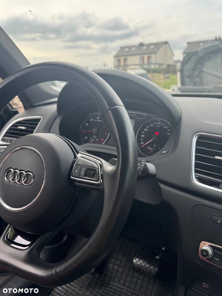 Audi Q3 - 25