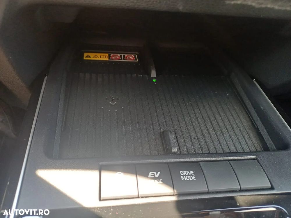 Toyota Corolla Cross - 21