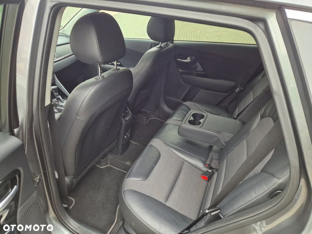 Kia Niro 1.6 GDI Hybrid Business Line - 16