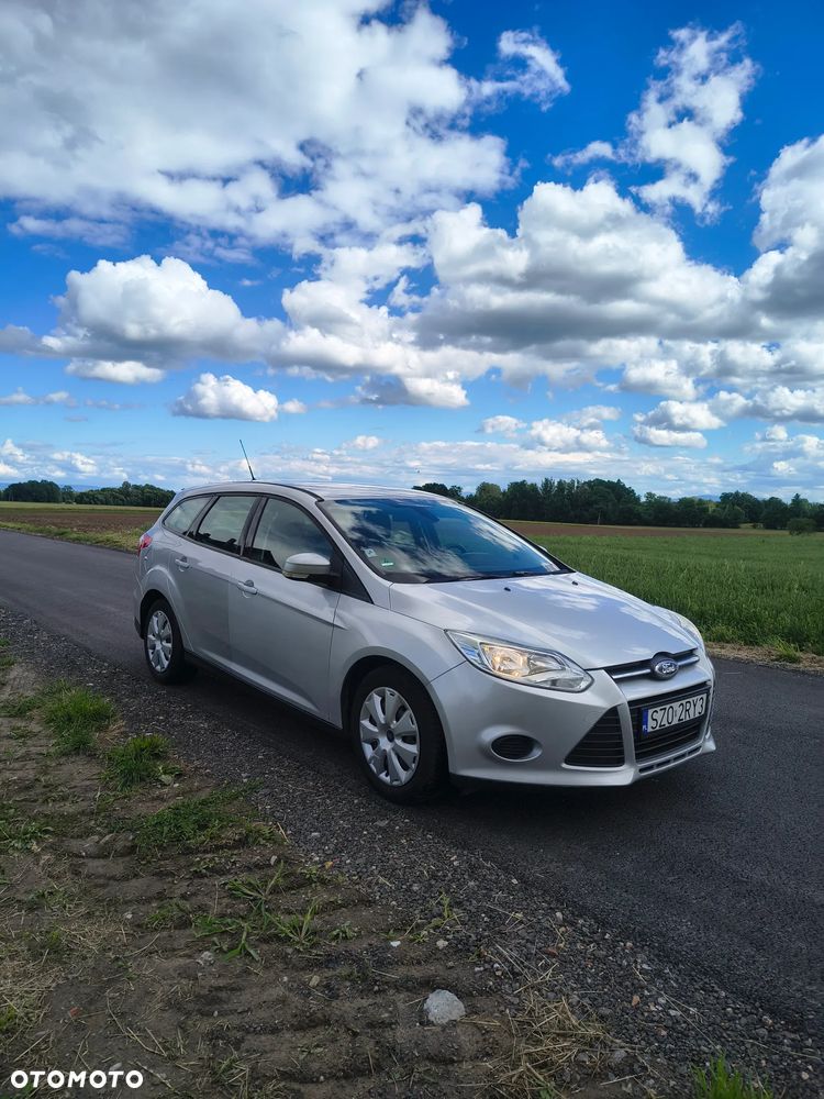 Ford Focus 1.6 TDCi DPF Champions Edition - 3