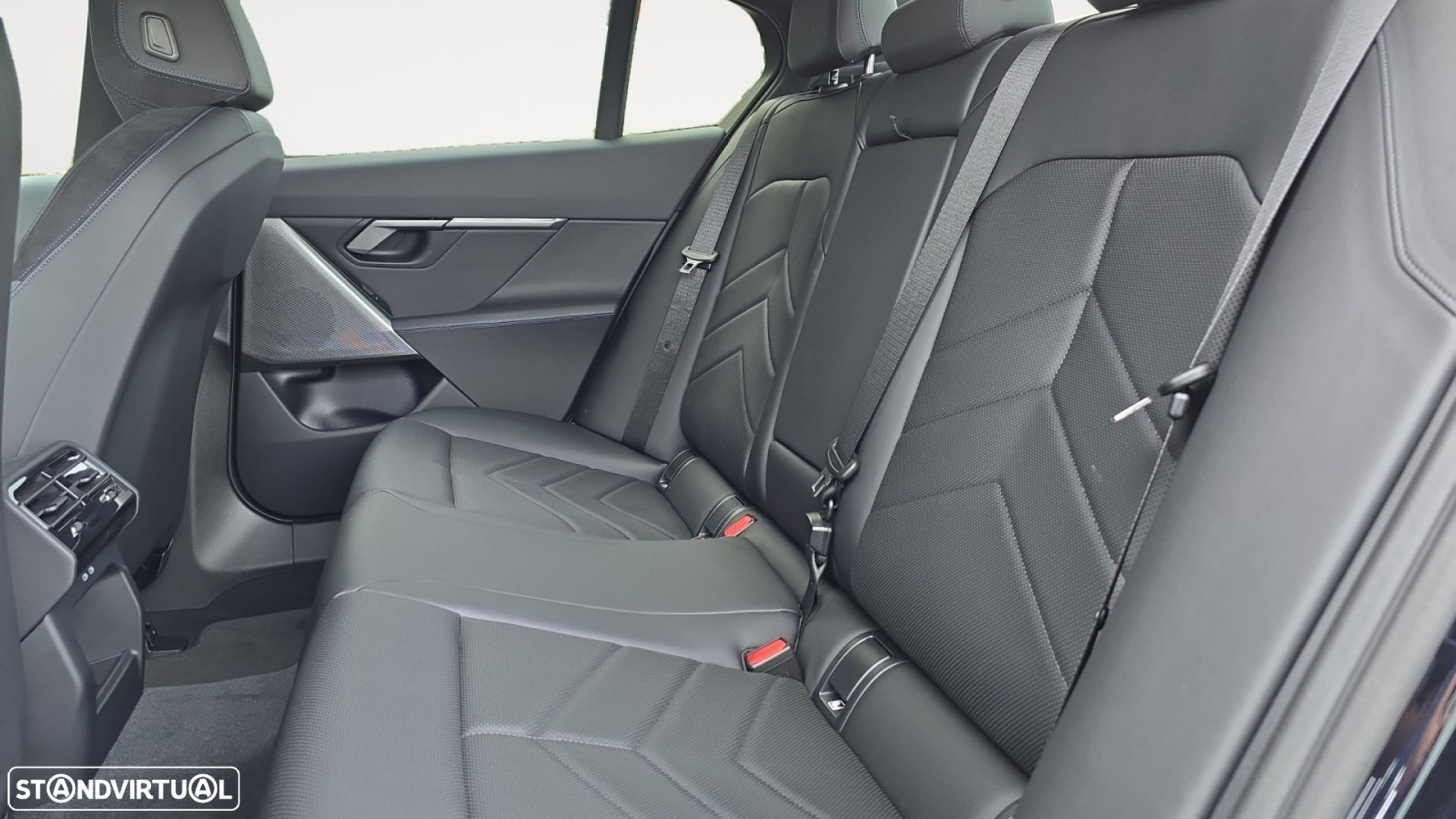 BMW i5 eDrive40 Pack Desportivo M - 14