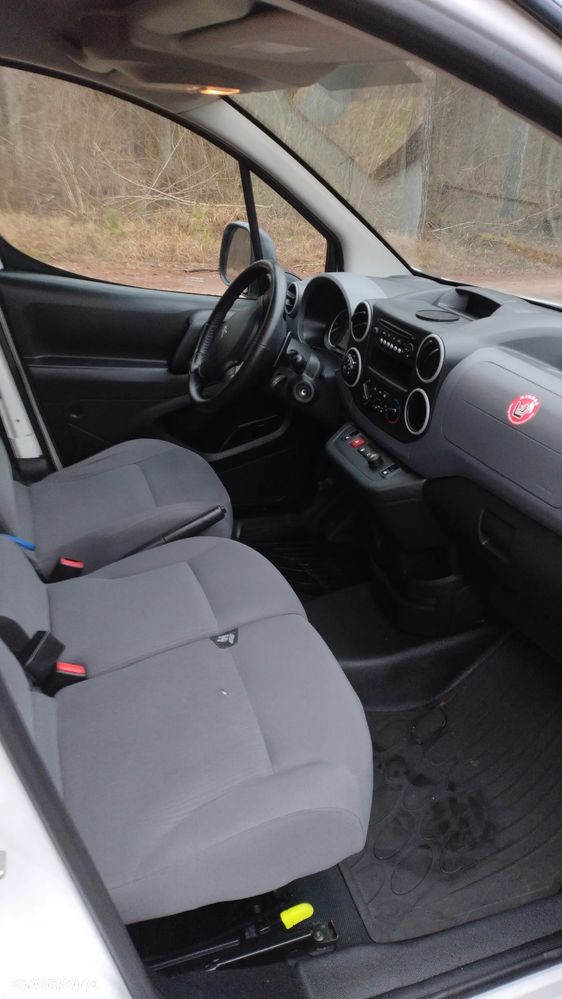 Peugeot Partner - 26