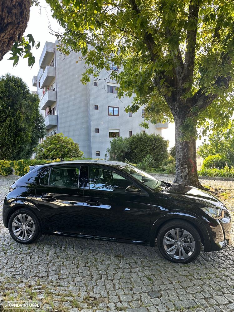 Peugeot e-208 Allure - 7