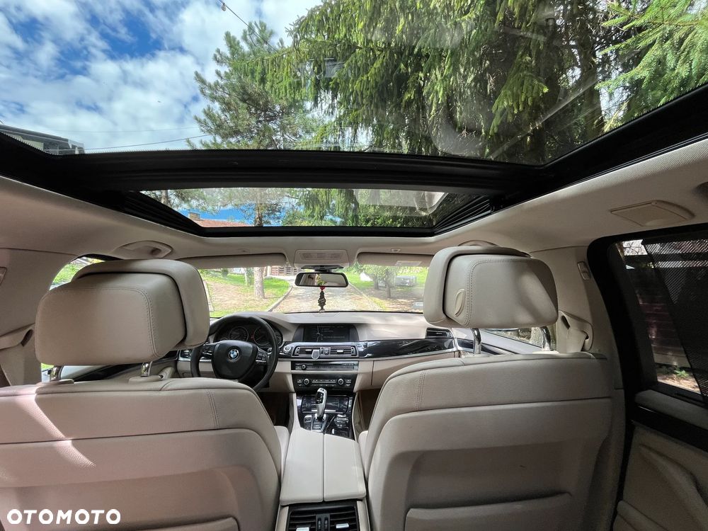 BMW Seria 5 520d - 10