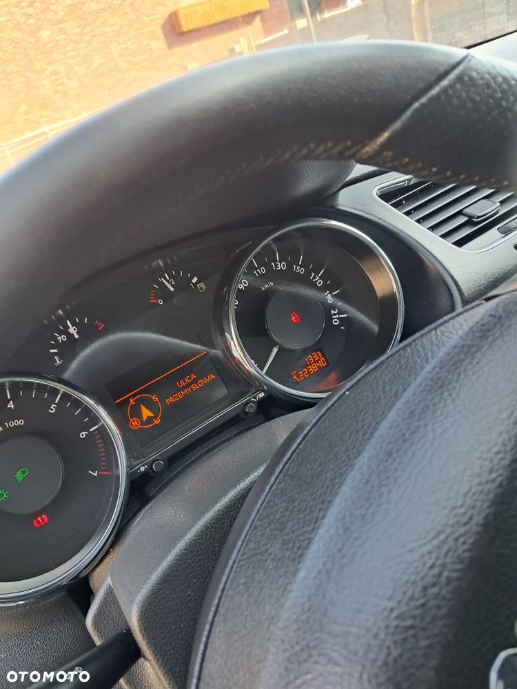 Peugeot 3008 1.6 Active - 6