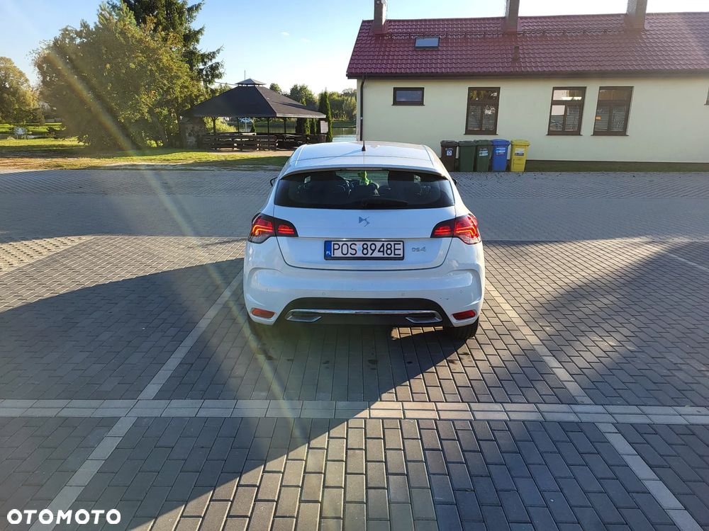 DS Automobiles DS 4 - 7