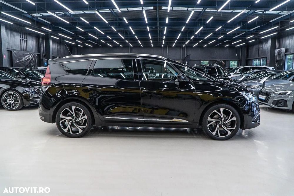 Renault Grand Scenic - 20