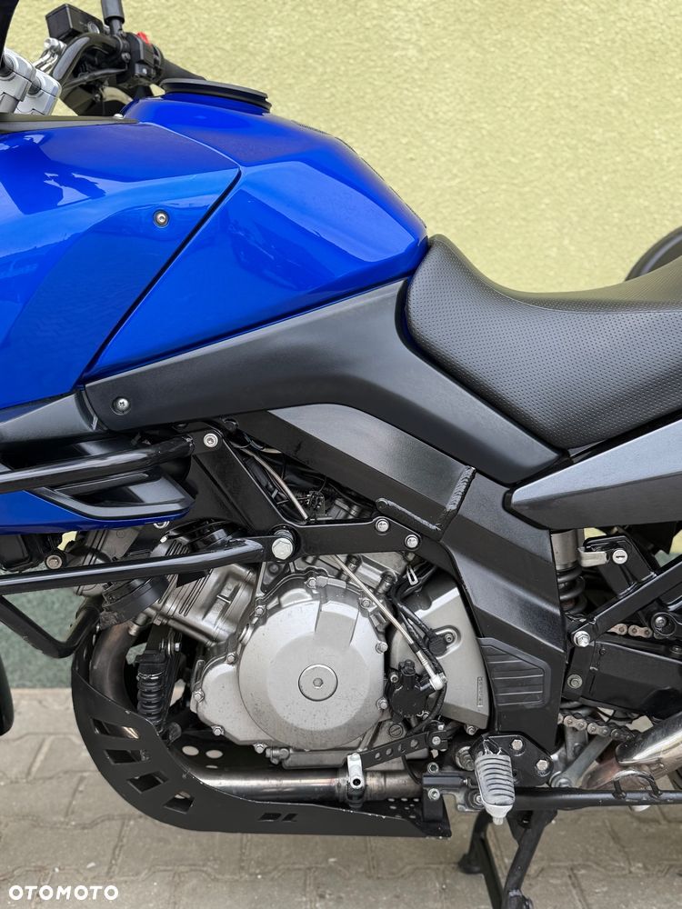 Suzuki DL - 25