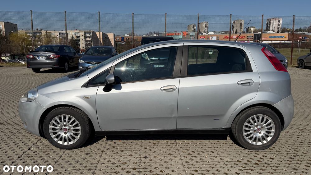 Fiat Grande Punto 1.3 Multijet 16V Dynamic - 4