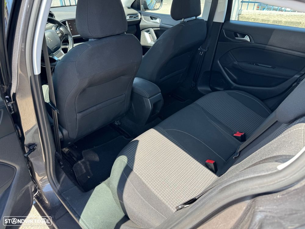 Peugeot 308 BlueHDi FAP 120 Stop & Start Allure - 11