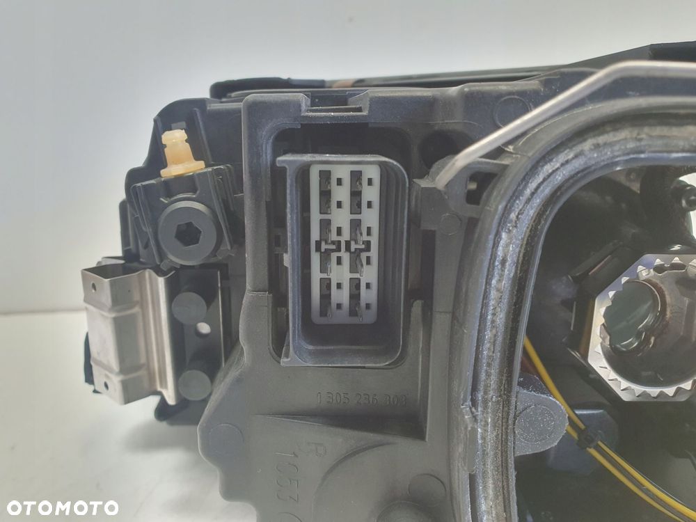 LAMPA PRAWA Volvo S40 II V50 LIFT PRZEDNIA PRAWY PRZÓD europa 31265699 - 7