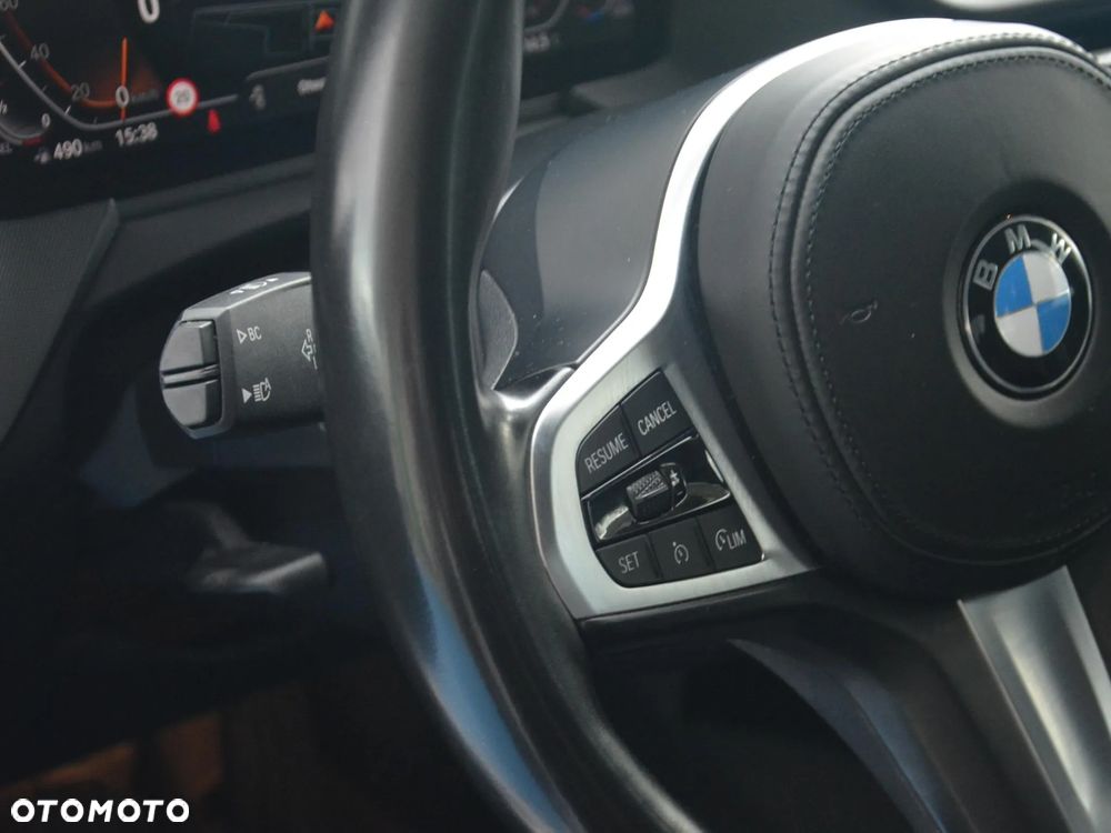 BMW Seria 2 218d Sport Line - 10