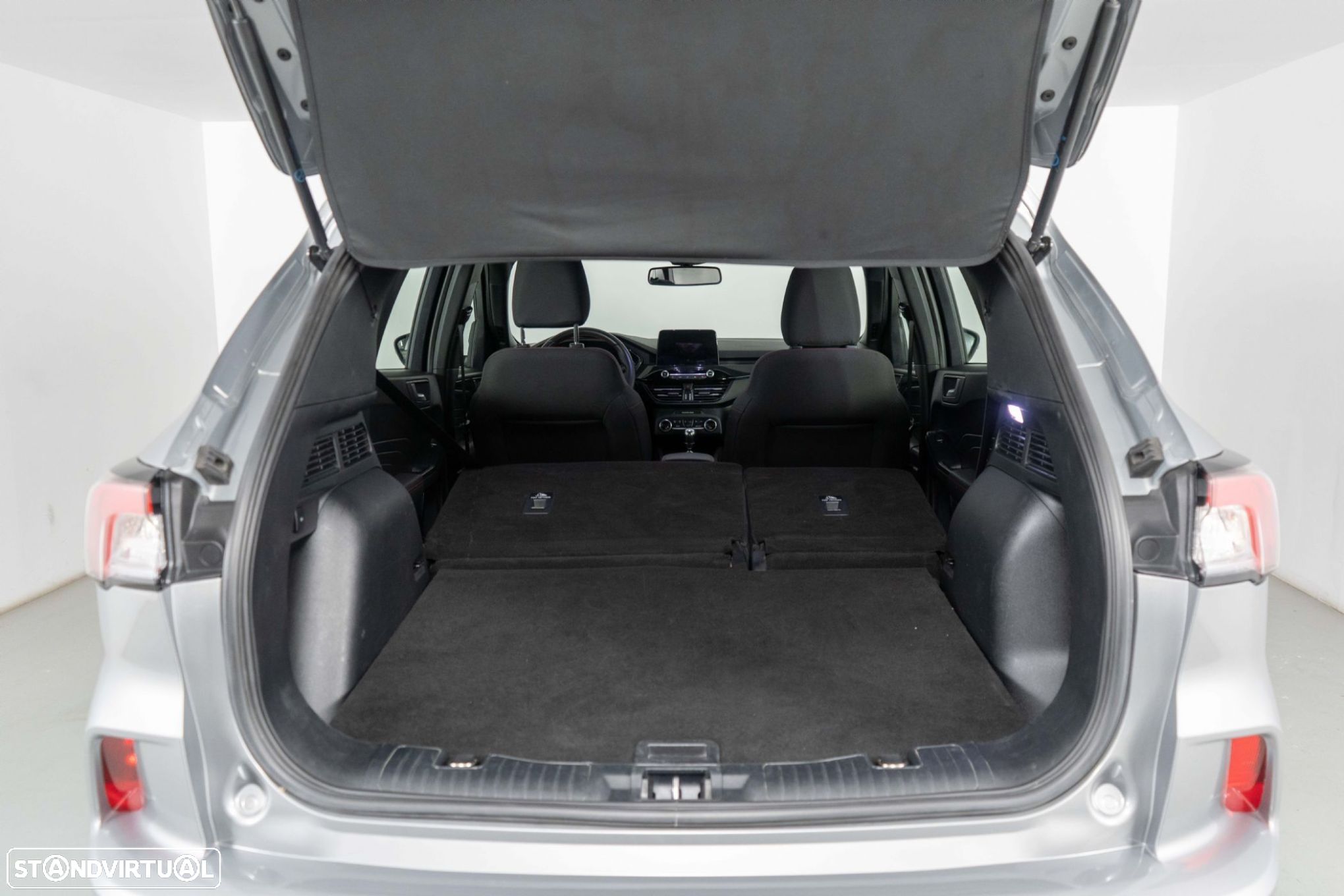 Ford Kuga - 12