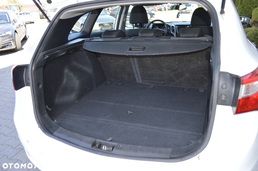 Hyundai i30 - 13