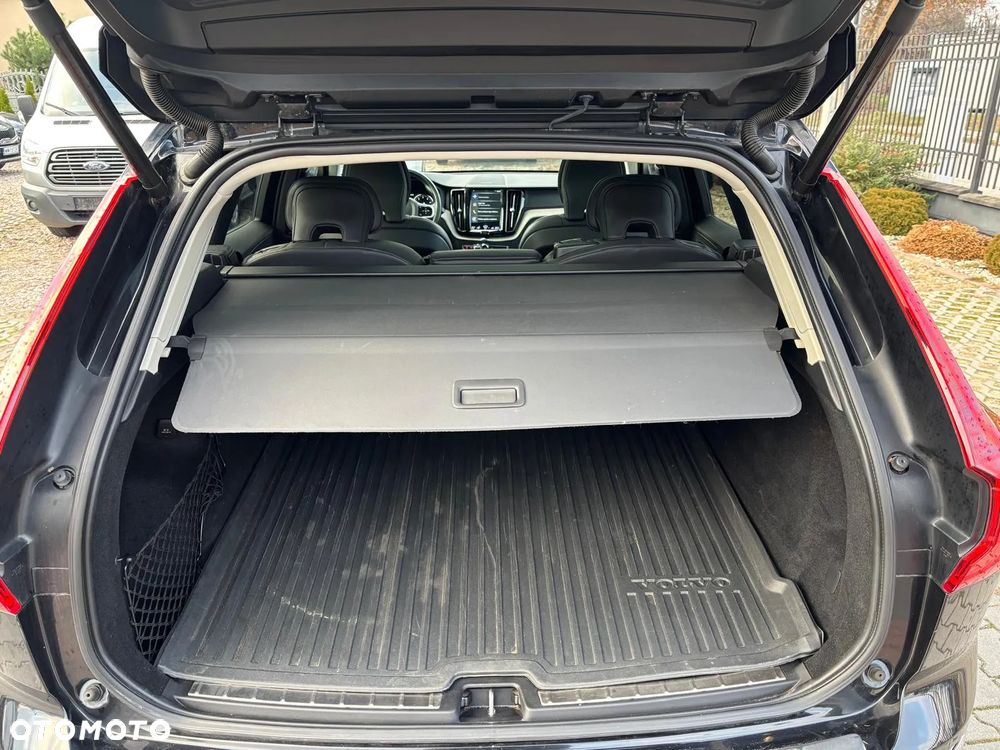 Volvo XC 60 T5 AWD Geartronic Inscription - 19